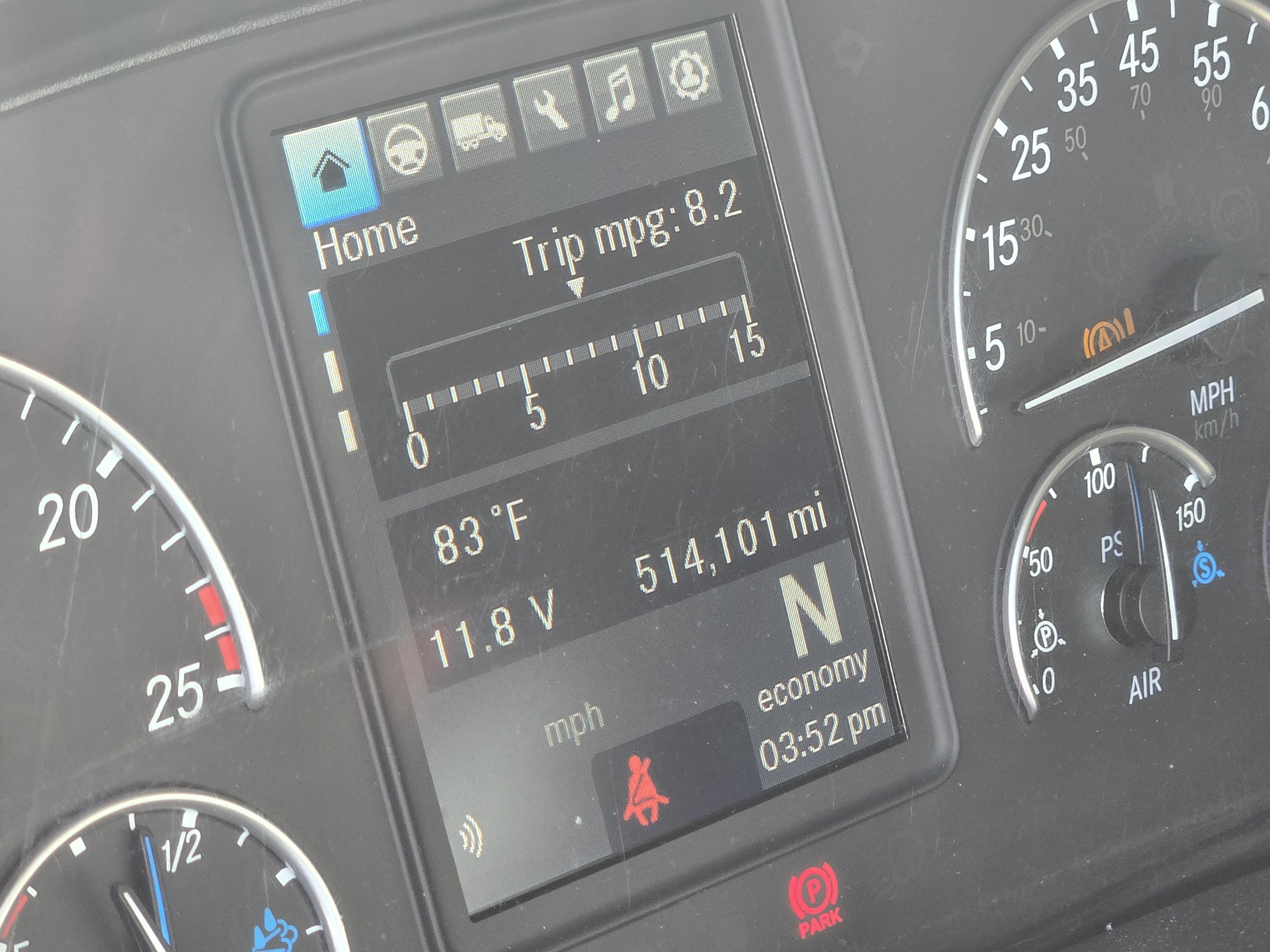 2021 FREIGHTLINER CASCADIA 126SLP - image 5