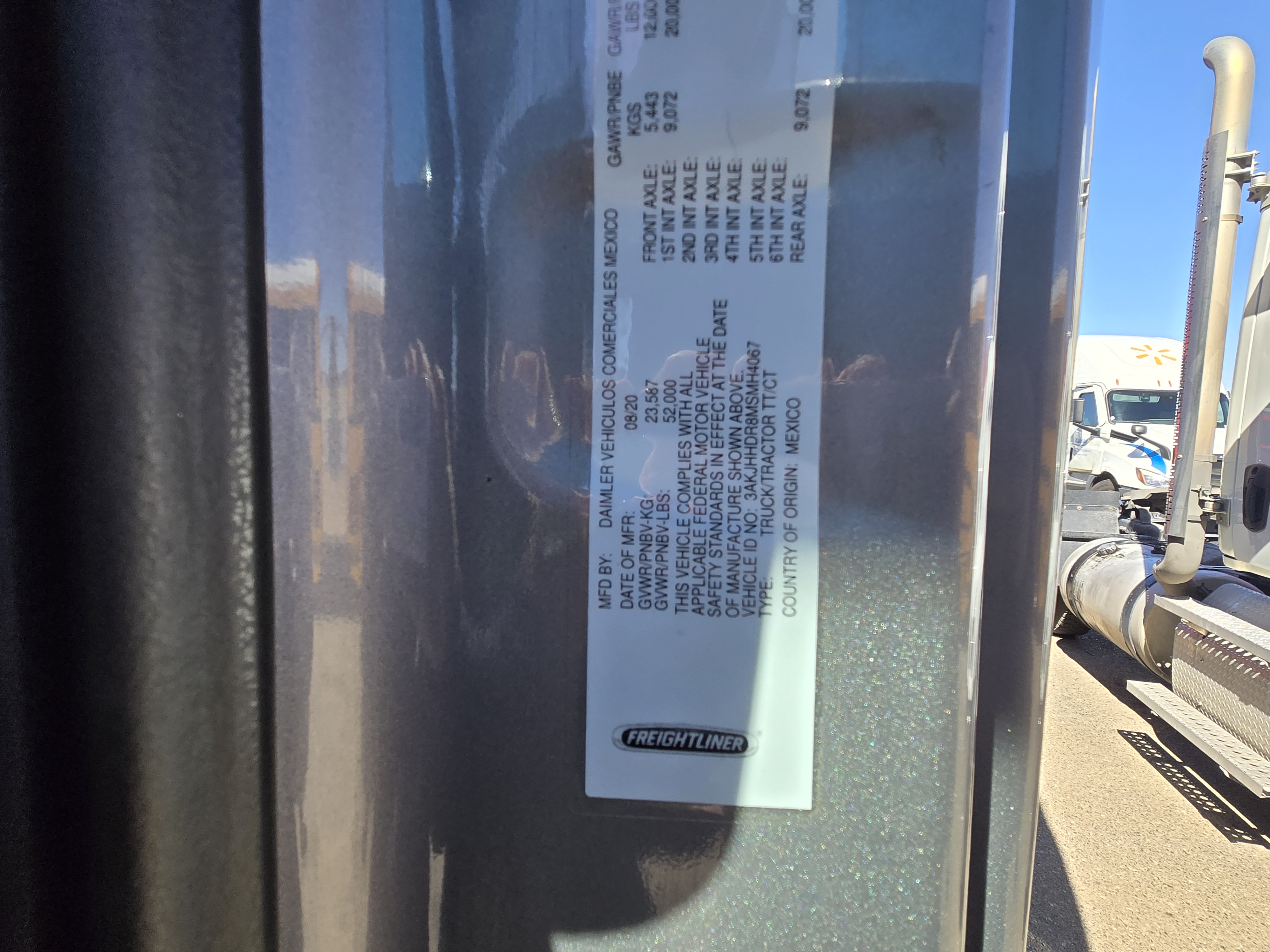 2021 FREIGHTLINER CASCADIA 126SLP - image 7