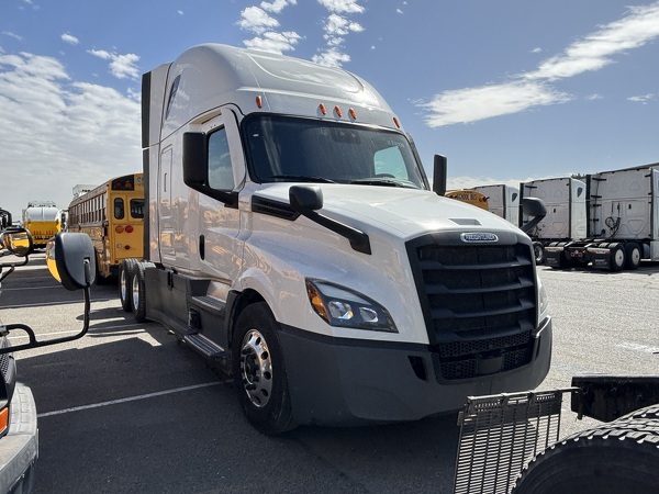 FREIGHTLINER CASCADIA 126SLP 2023