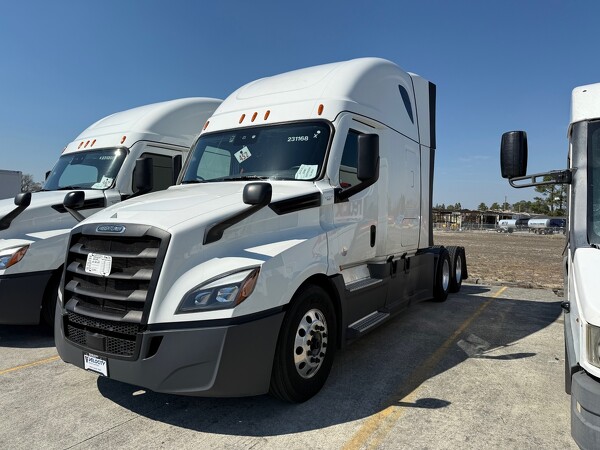 FREIGHTLINER CASCADIA 126SLP 2023