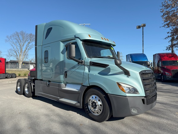 FREIGHTLINER CASCADIA 126SLP 2021