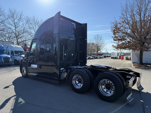 FREIGHTLINER CASCADIA 126SLP 2021