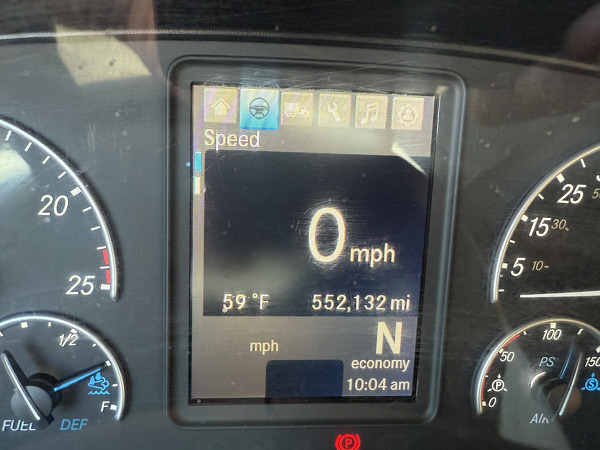 FREIGHTLINER CASCADIA 126SLP 2021
