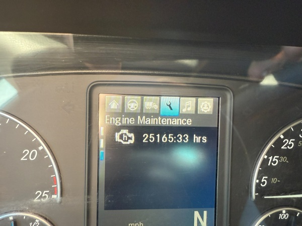 FREIGHTLINER CASCADIA 126SLP 2021