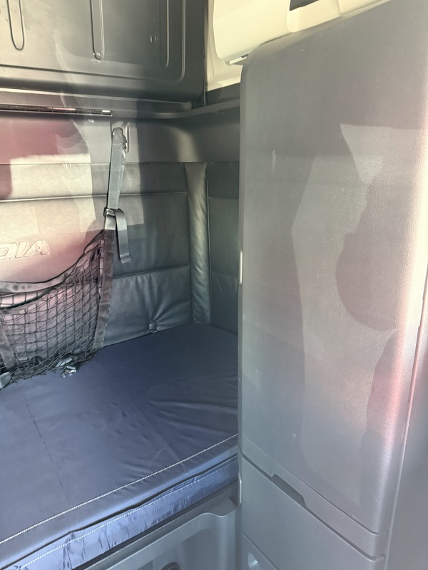 FREIGHTLINER CASCADIA 126SLP 2023