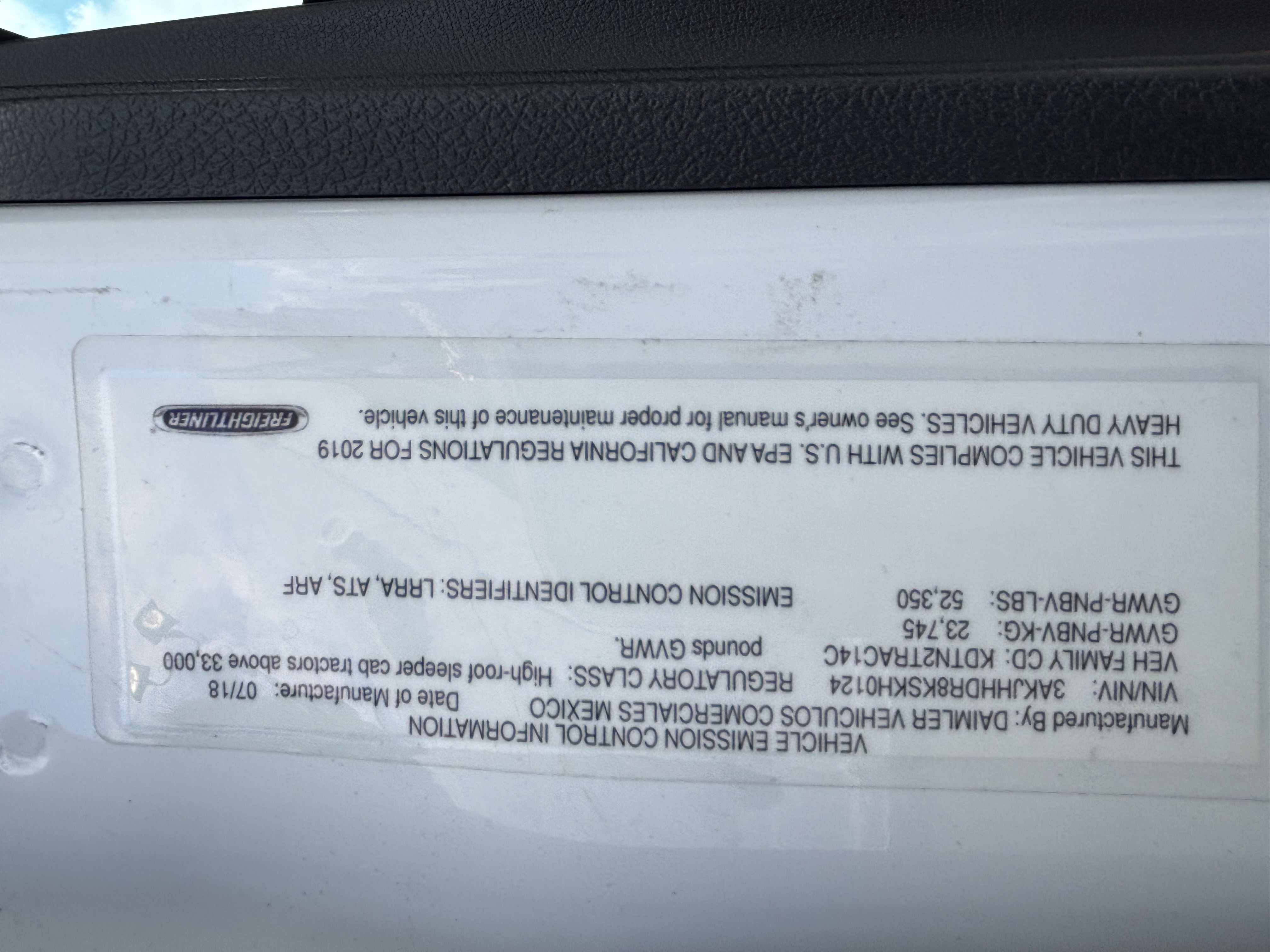 2019 FREIGHTLINER CASCADIA 126SLP - image 5