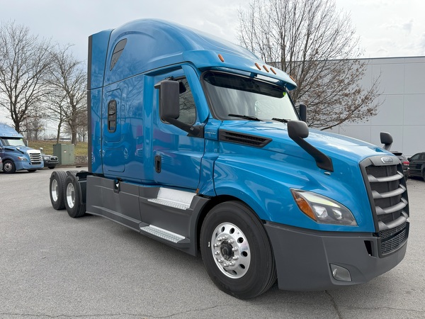 FREIGHTLINER CASCADIA 126SLP 2021