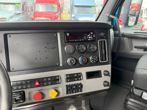 FREIGHTLINER CASCADIA 126SLP 2021