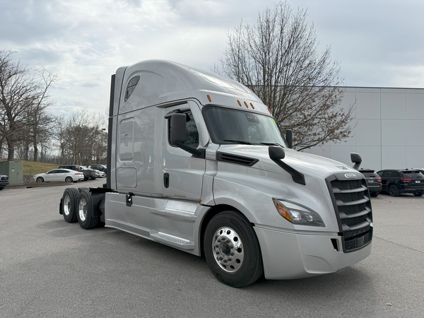 FREIGHTLINER CASCADIA 126SLP 2021