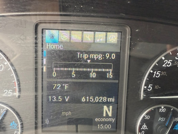 FREIGHTLINER CASCADIA 126SLP 2021