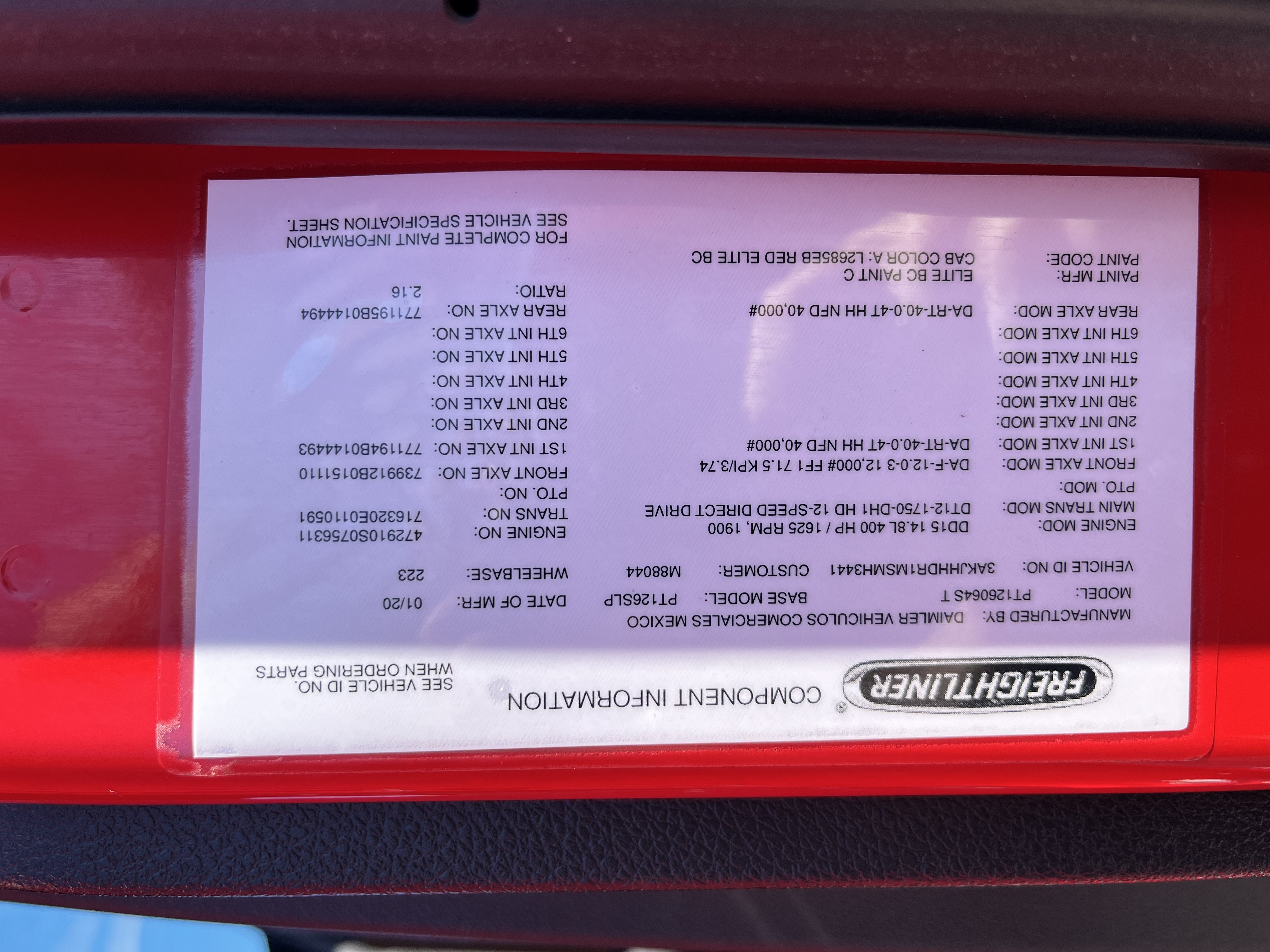 2021 FREIGHTLINER CASCADIA 126SLP - image 21