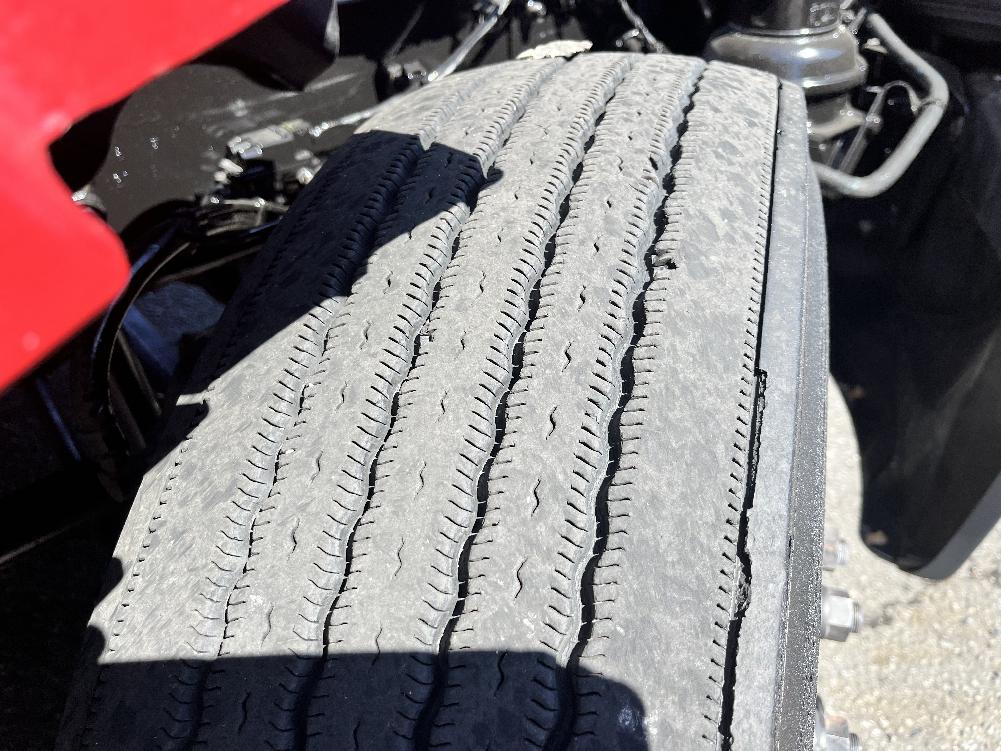 2021 FREIGHTLINER CASCADIA 126SLP - image 12