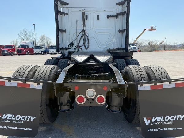 FREIGHTLINER CASCADIA 126SLP 2020