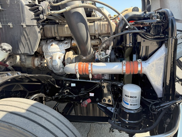 FREIGHTLINER CASCADIA 126SLP 2020