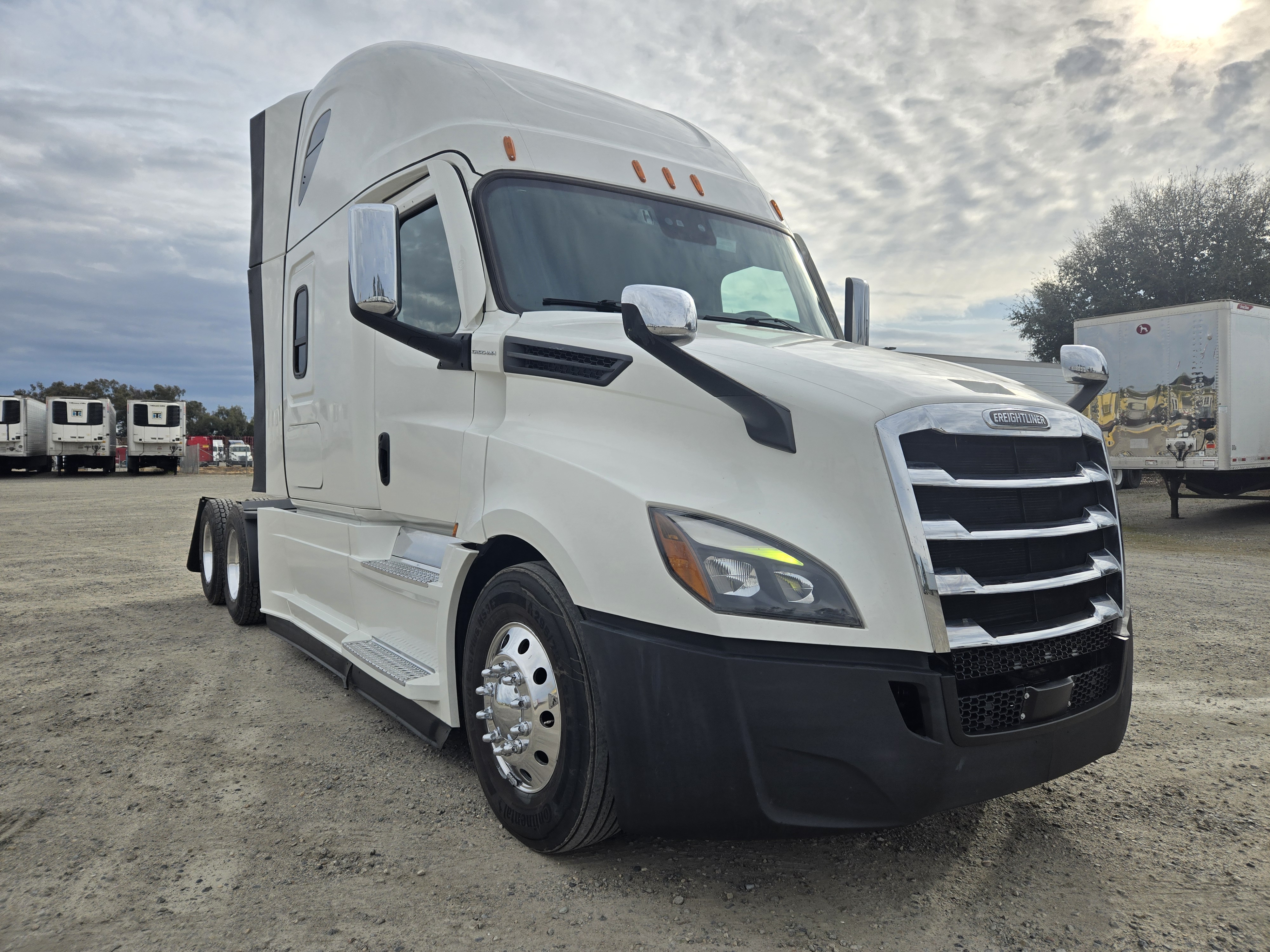2022 FREIGHTLINER CASCADIA 126SLP - image 7