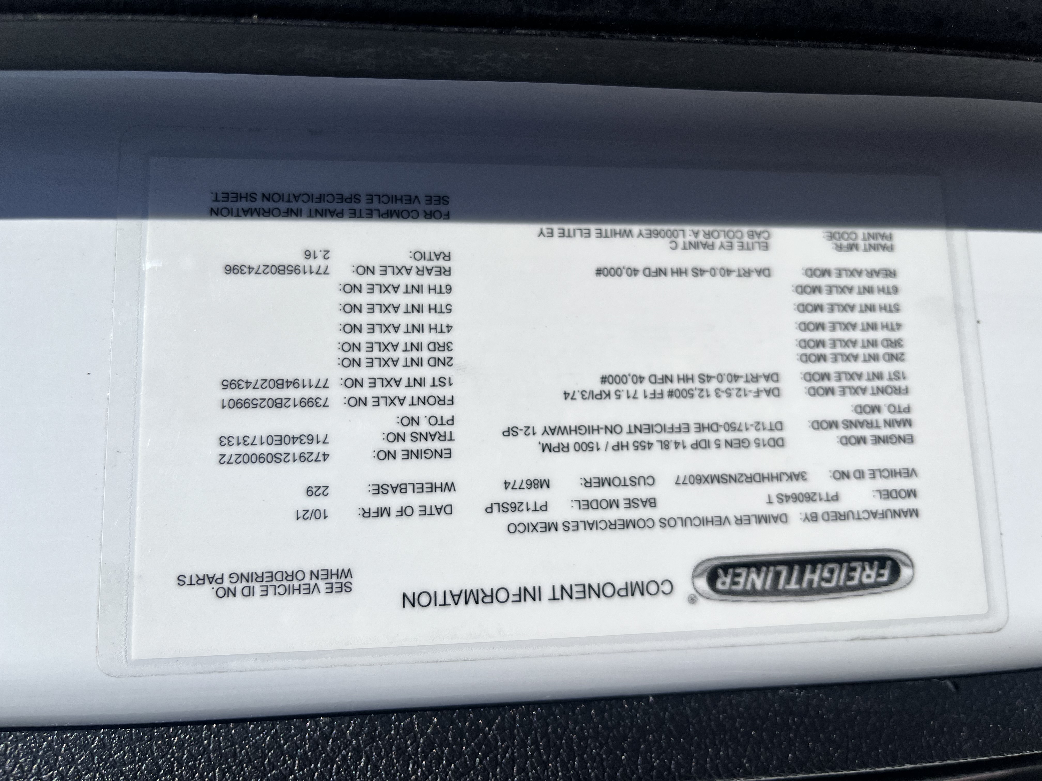 2022 FREIGHTLINER CASCADIA 126SLP - image 23