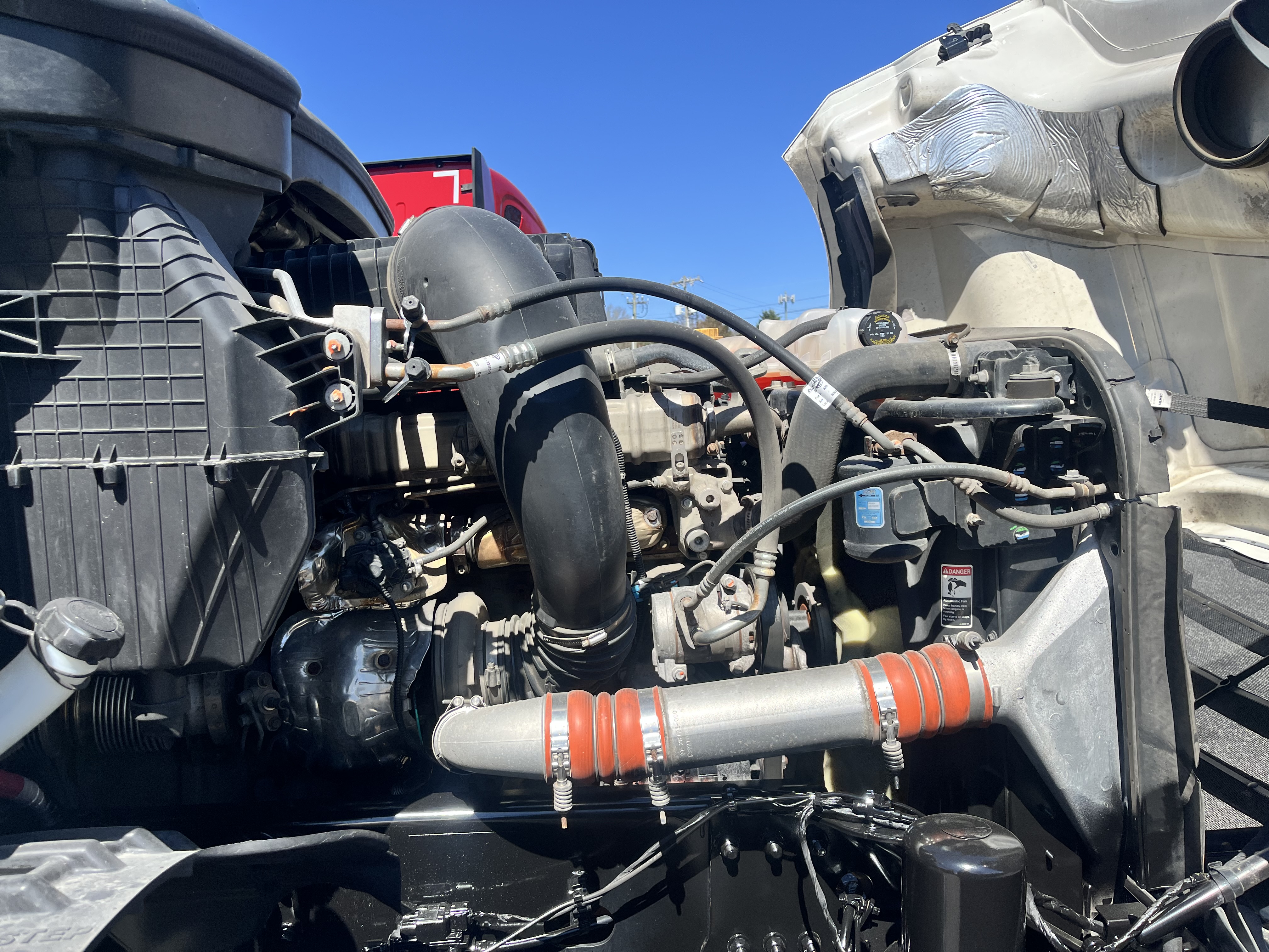 2022 FREIGHTLINER CASCADIA 126SLP - image 9