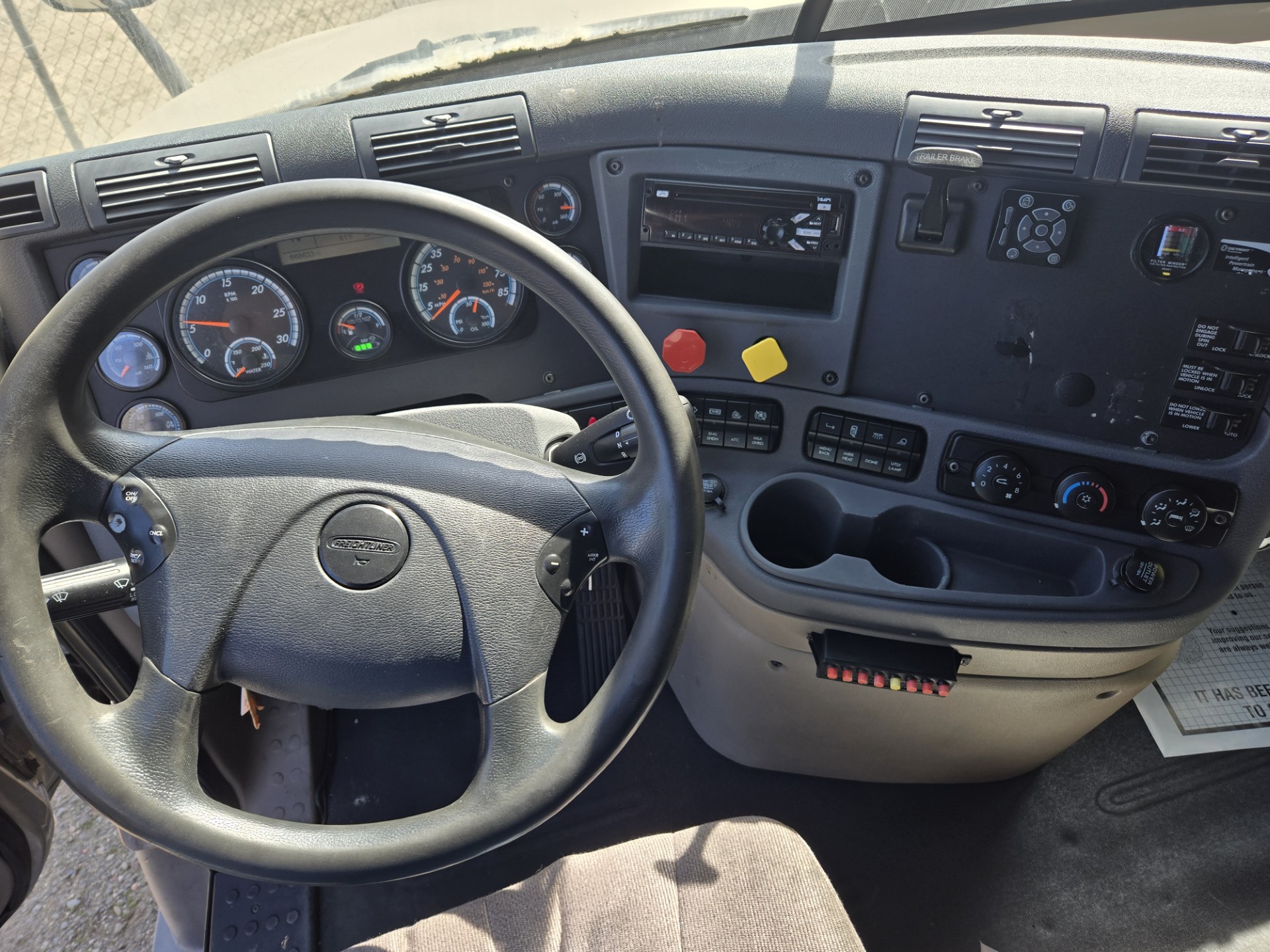 2018 FREIGHTLINER CASCADIA 125SLP - image 18