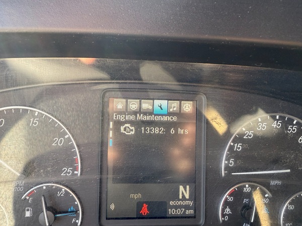 FREIGHTLINER CASCADIA 126SLP 2021