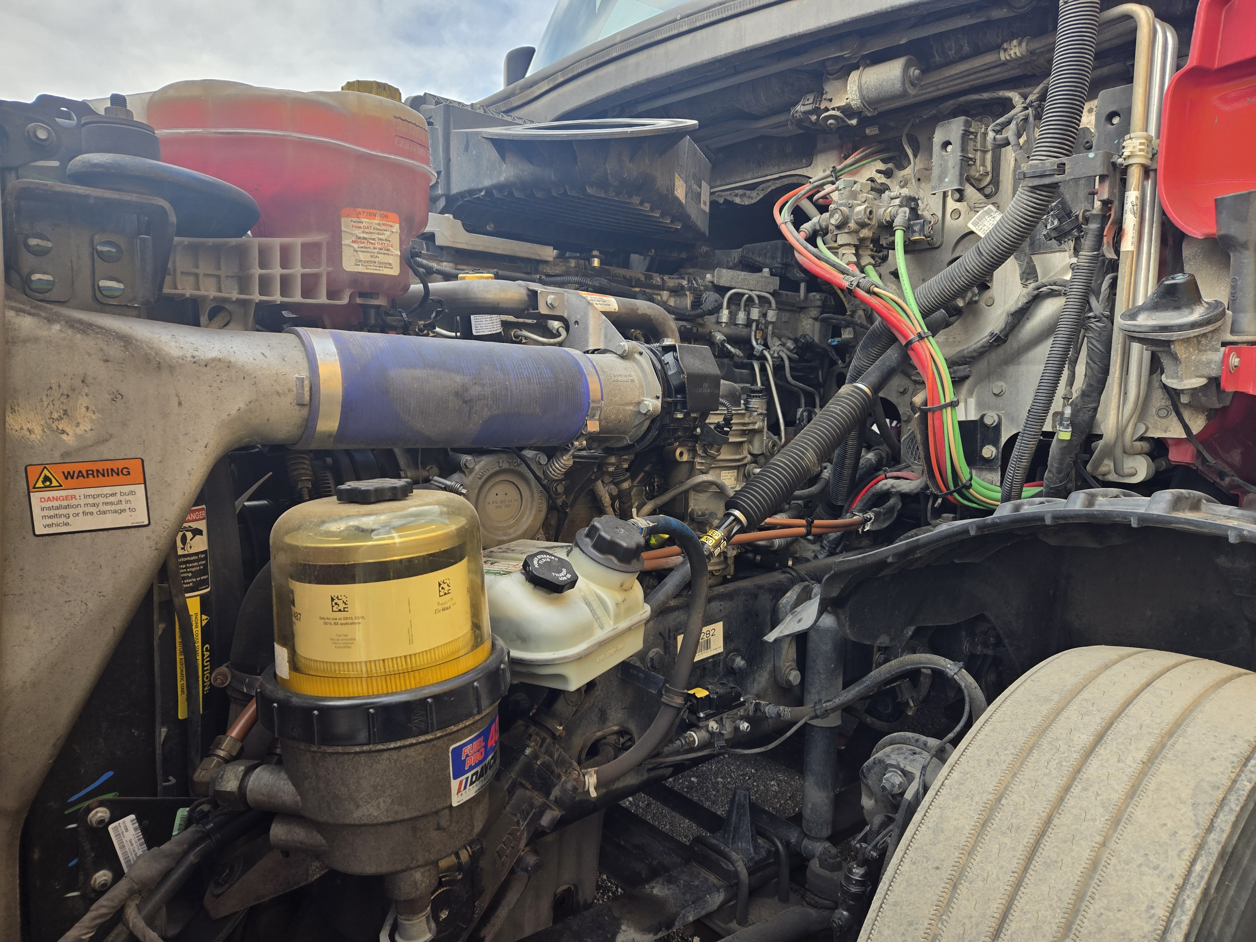 2020 FREIGHTLINER CASCADIA 126SLP - image 7