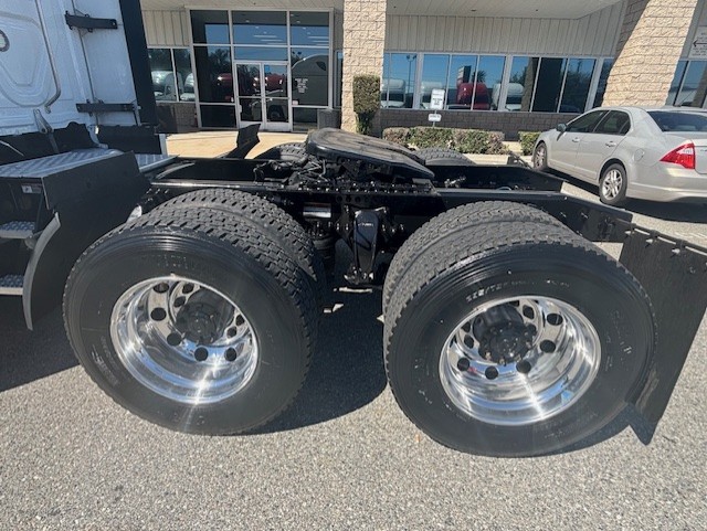 2020 FREIGHTLINER CASCADIA 125SLP - image 4