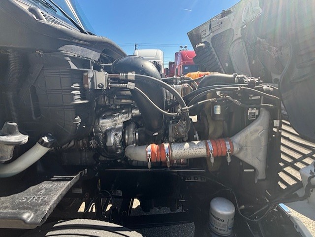 2020 FREIGHTLINER CASCADIA 125SLP - image 11