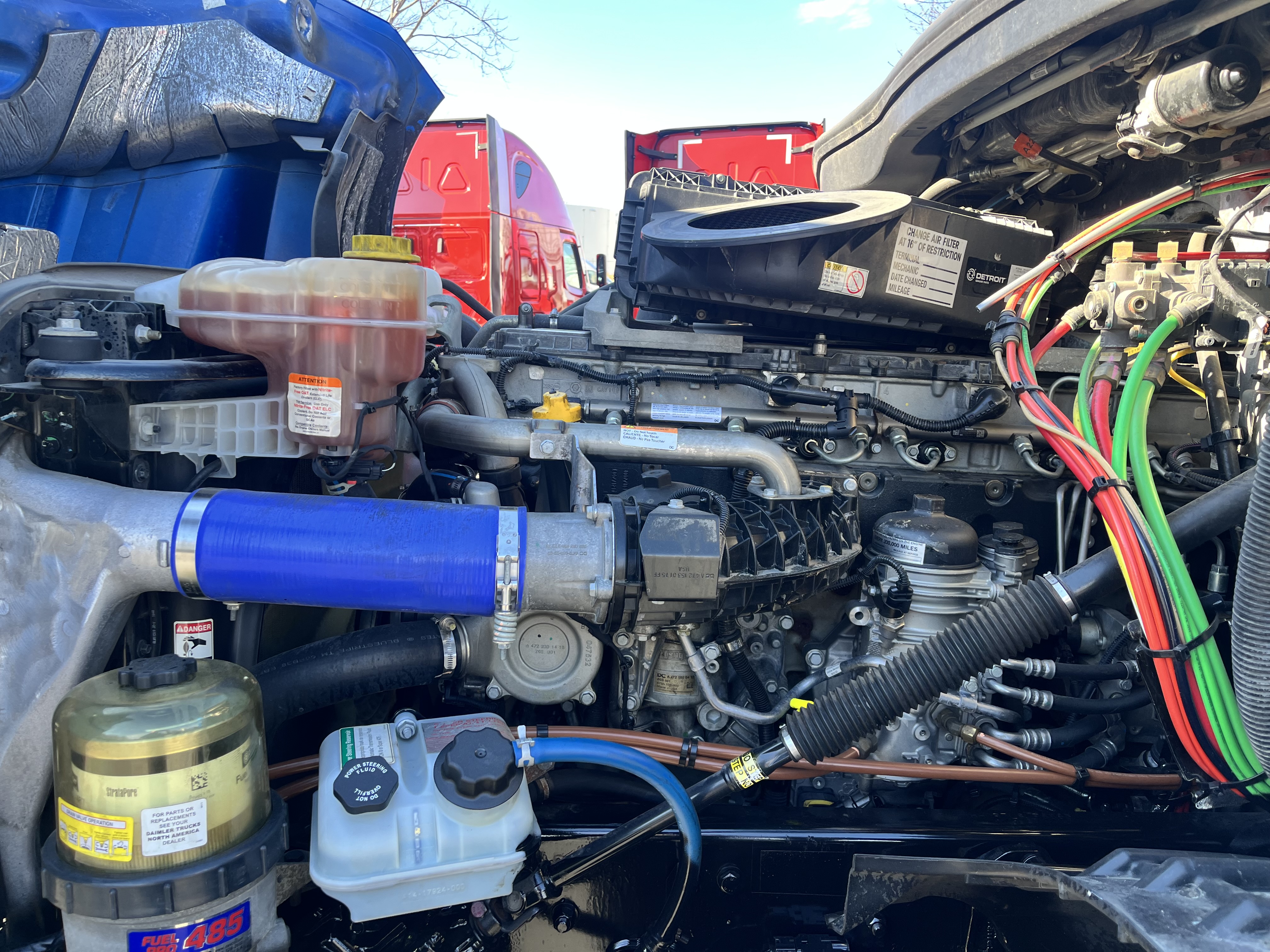 2020 FREIGHTLINER CASCADIA 126SLP - image 11