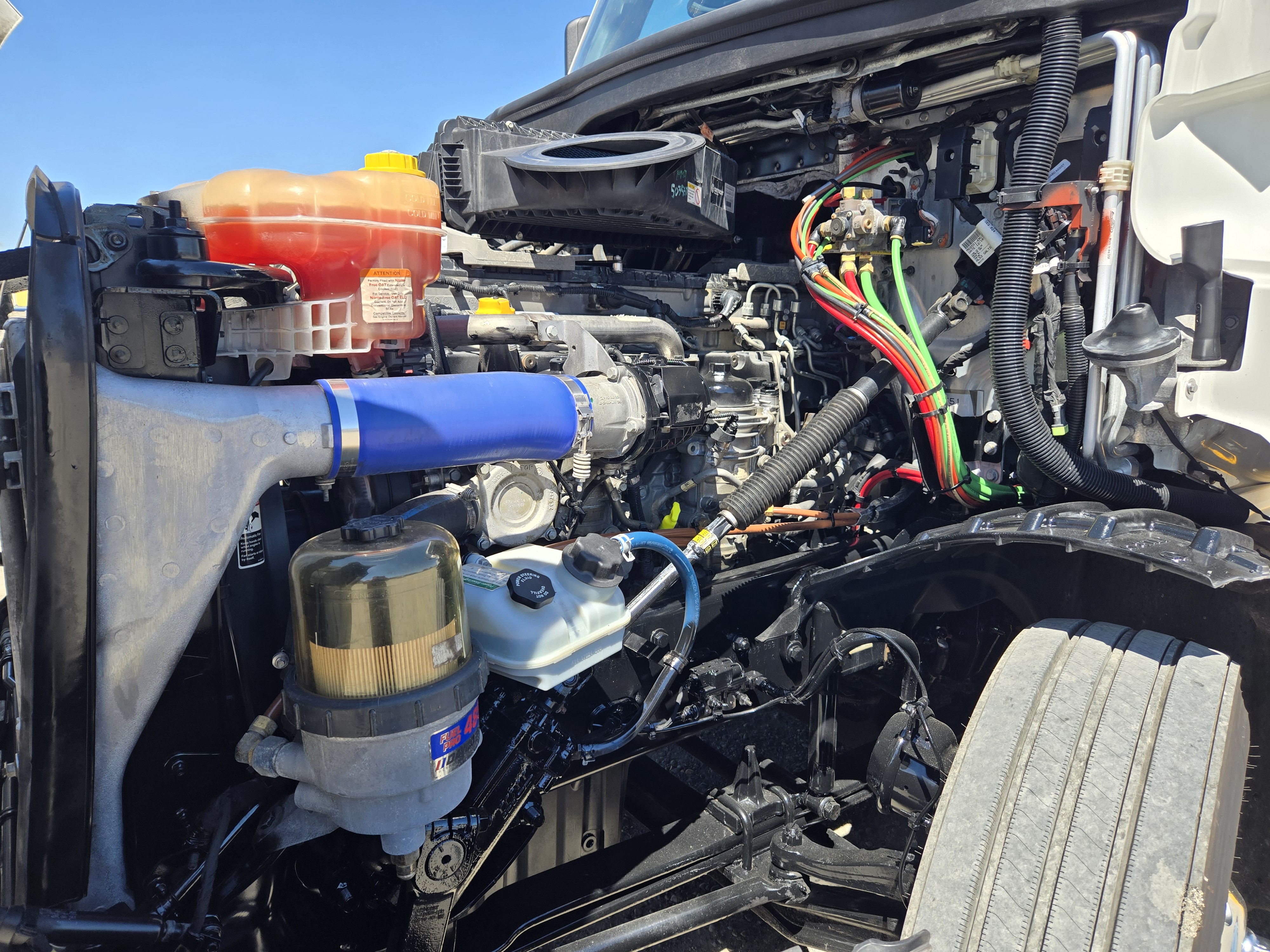 2021 FREIGHTLINER CASCADIA 126SLP - image 10