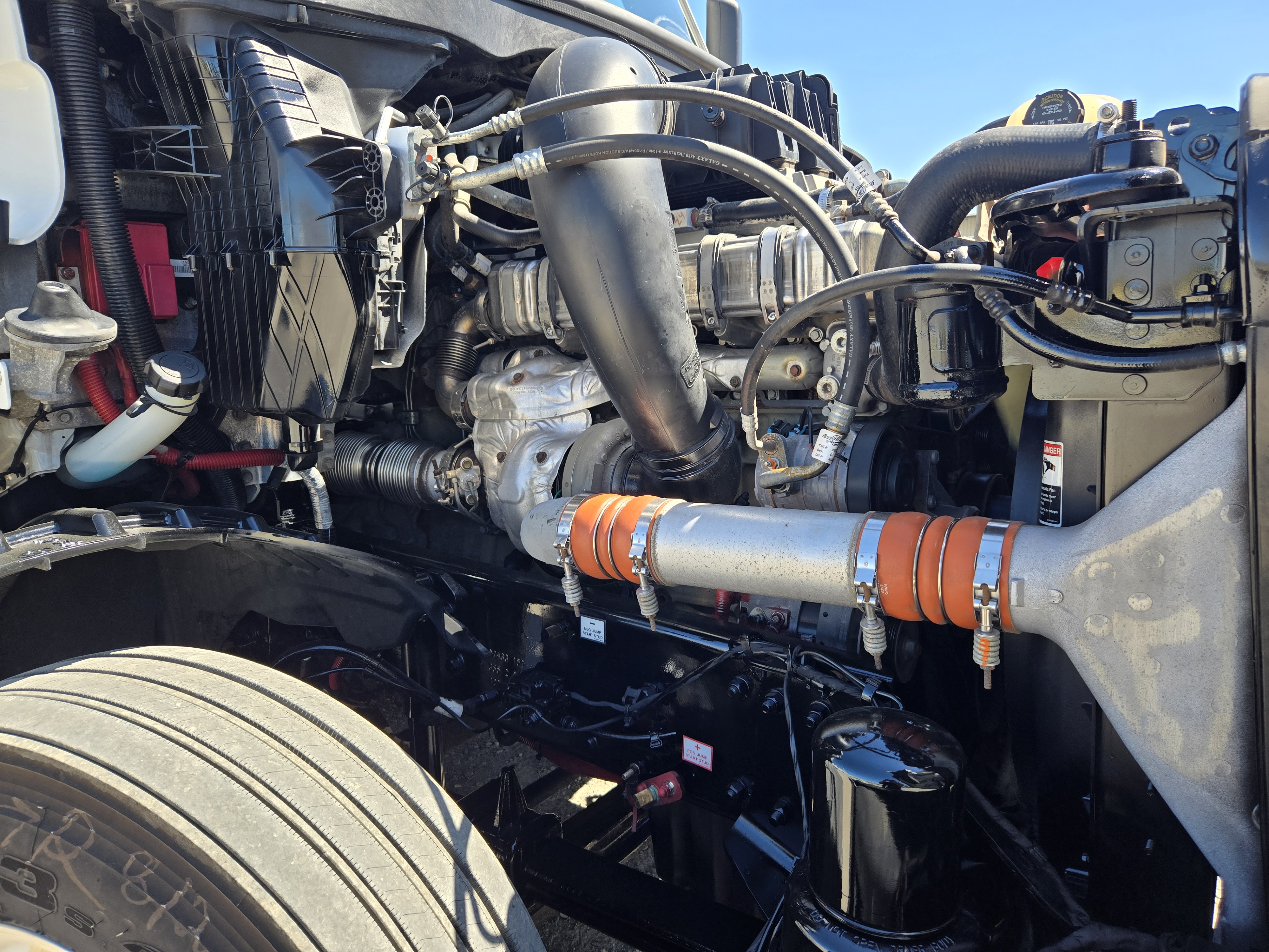 2021 FREIGHTLINER CASCADIA 126SLP - image 9