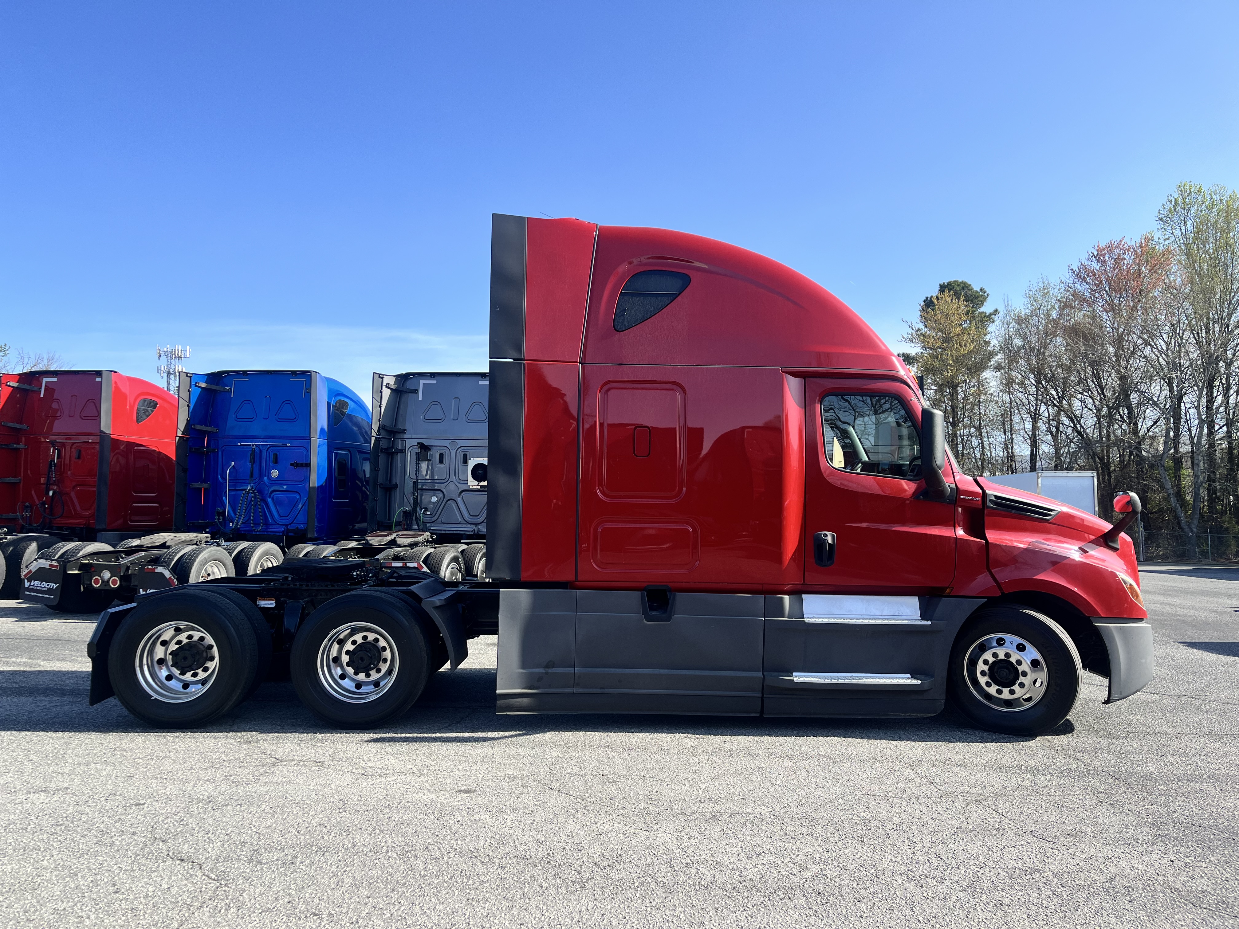 2021 FREIGHTLINER CASCADIA 126SLP - image 6