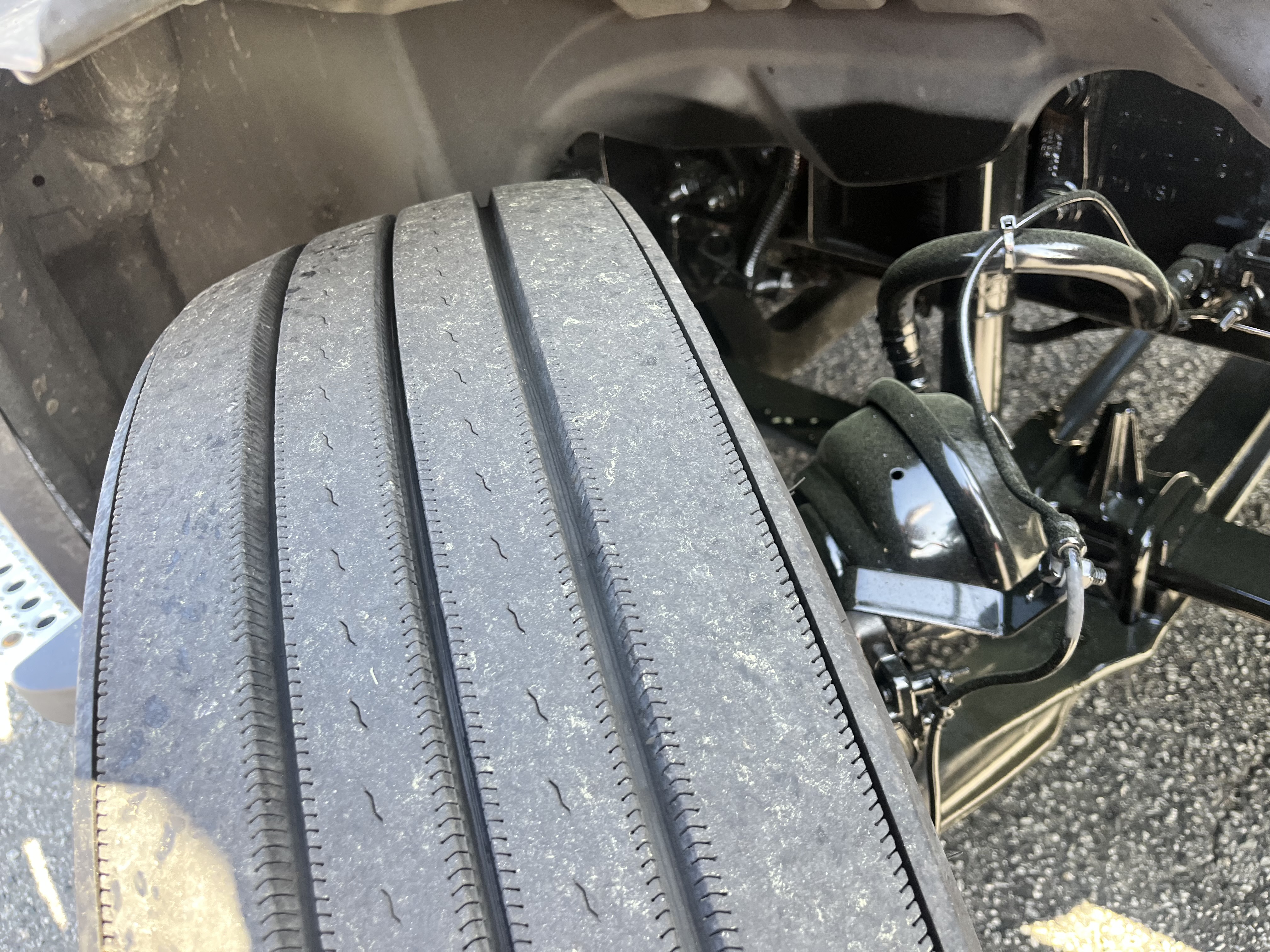 2021 FREIGHTLINER CASCADIA 126SLP - image 12