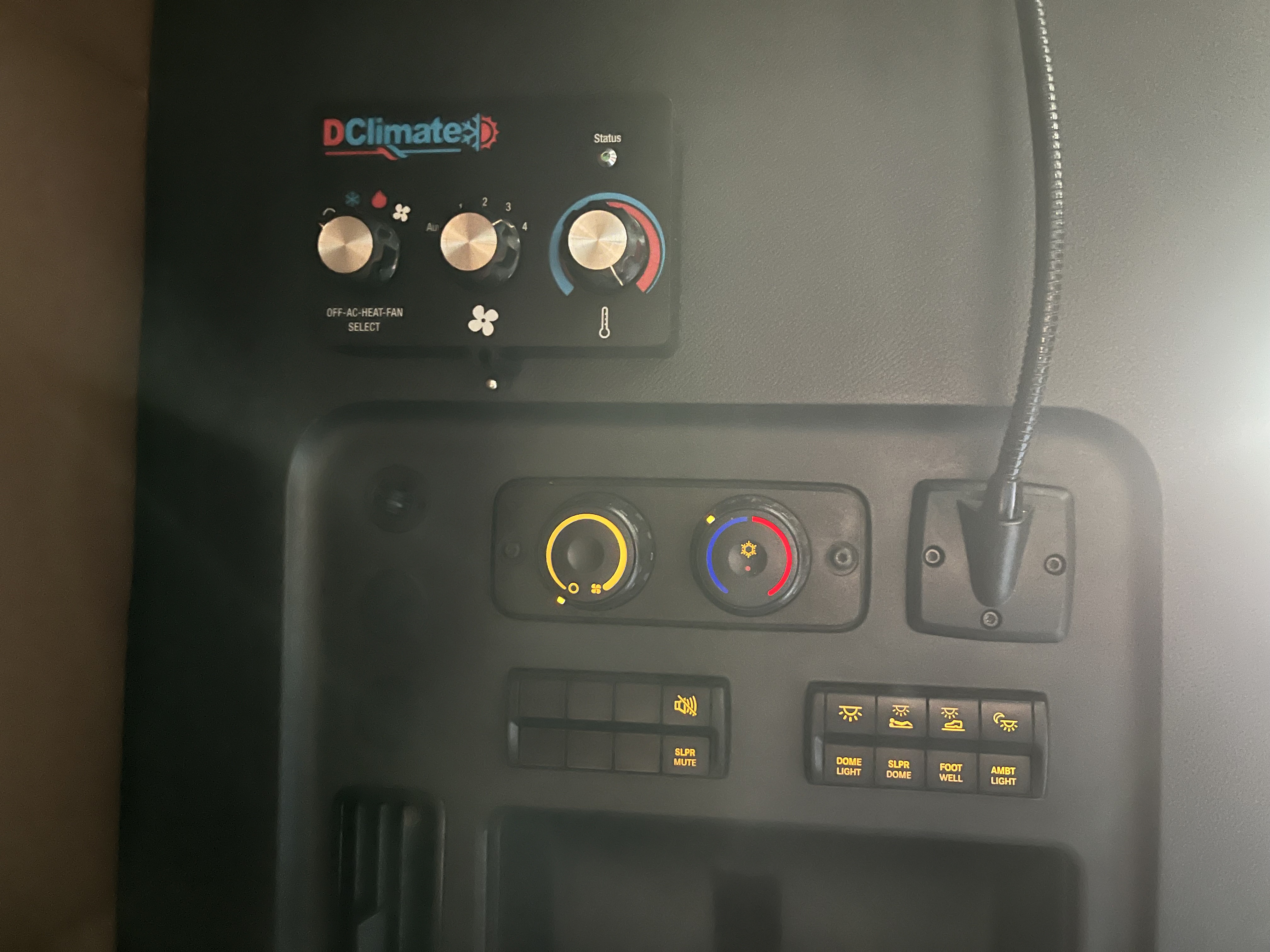 2021 FREIGHTLINER CASCADIA 126SLP - image 19