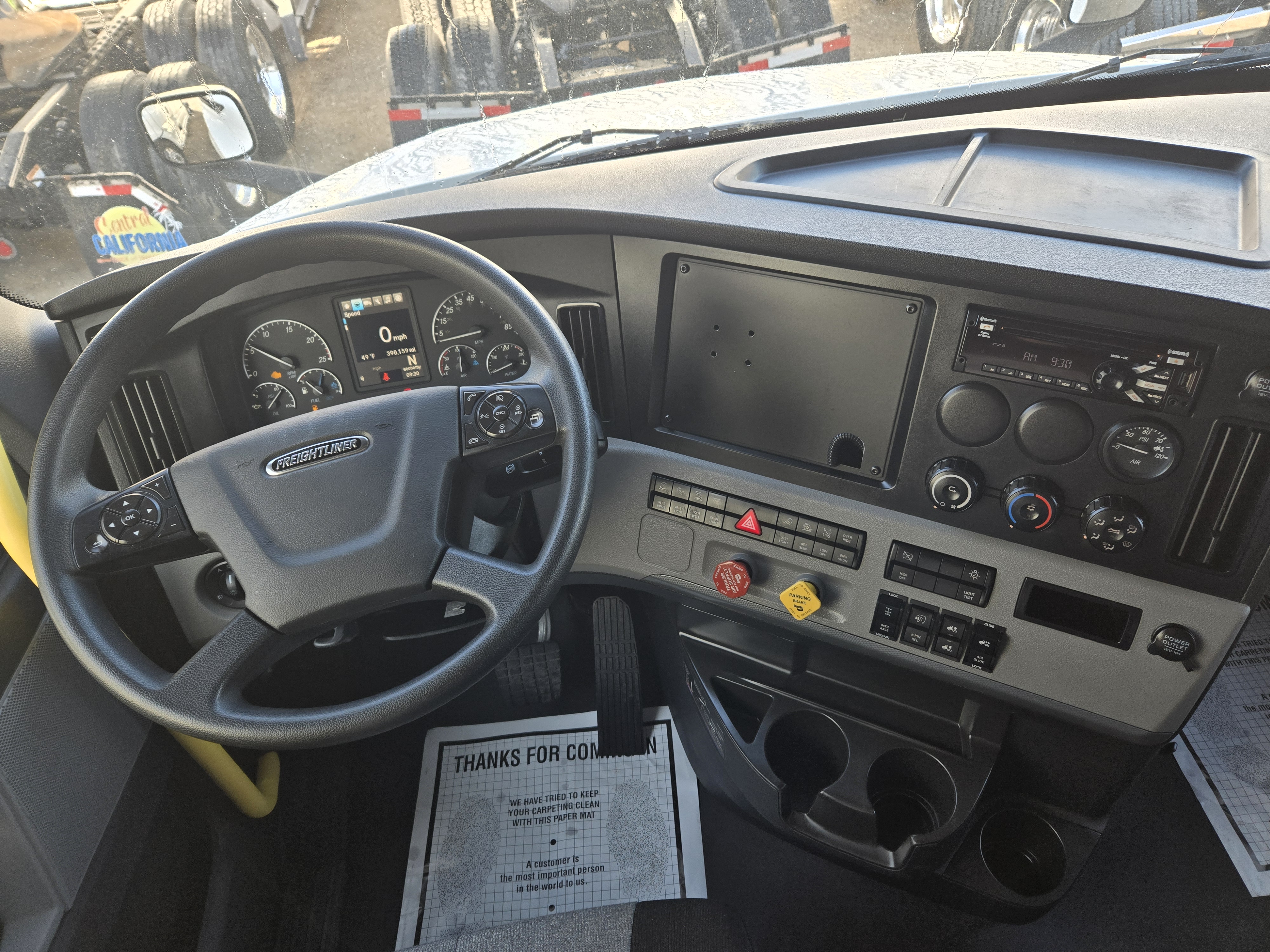2021 FREIGHTLINER CASCADIA 126SLP - image 12