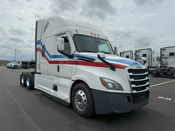 FREIGHTLINER CASCADIA 126SLP 2021