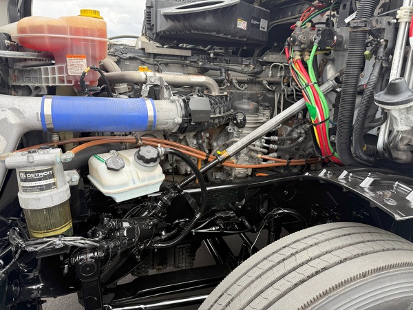 FREIGHTLINER CASCADIA 126SLP 2021