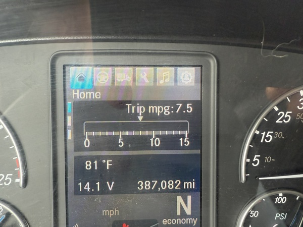 FREIGHTLINER CASCADIA 126SLP 2021