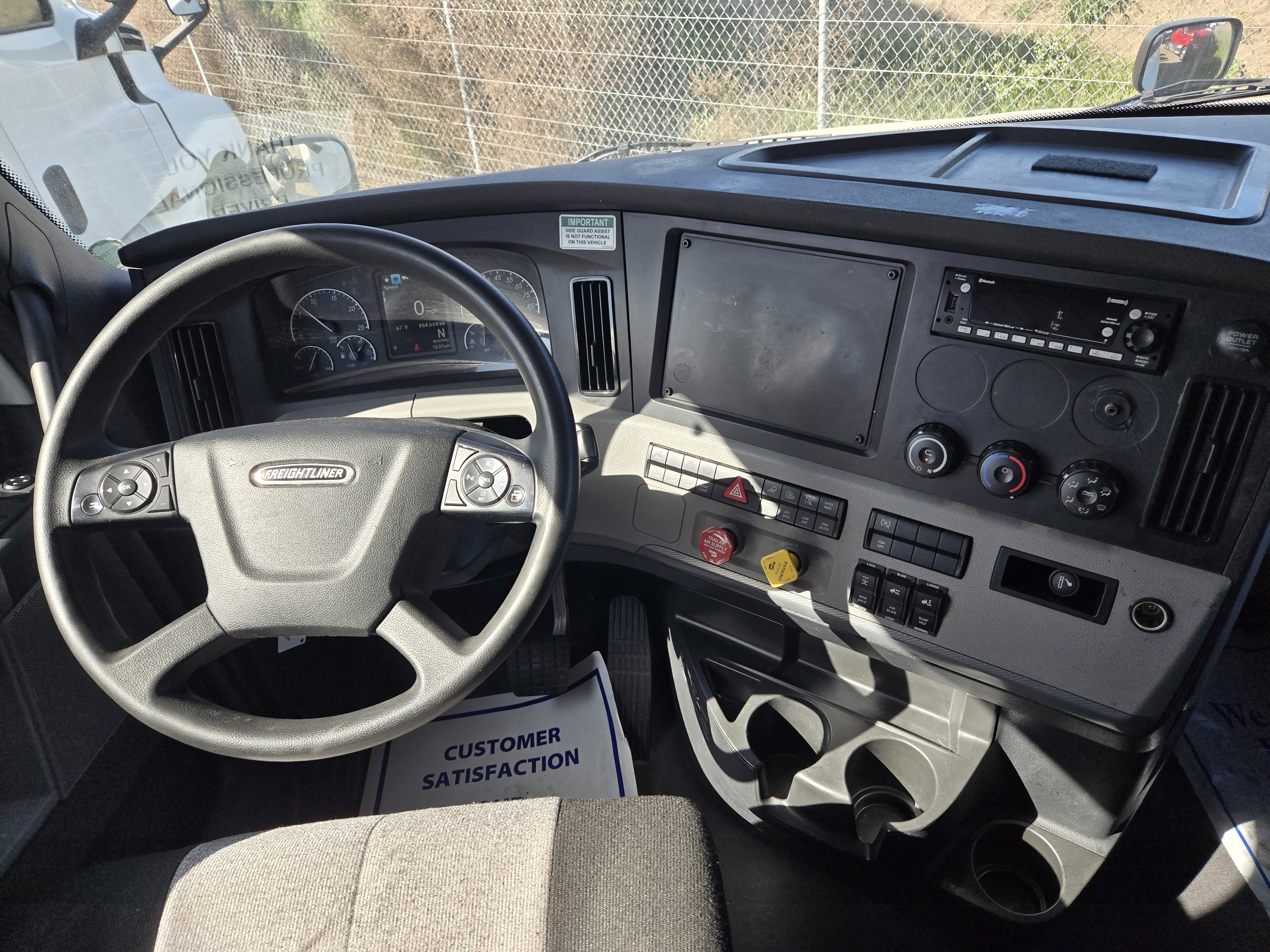 2022 FREIGHTLINER CASCADIA 126SLP - image 17