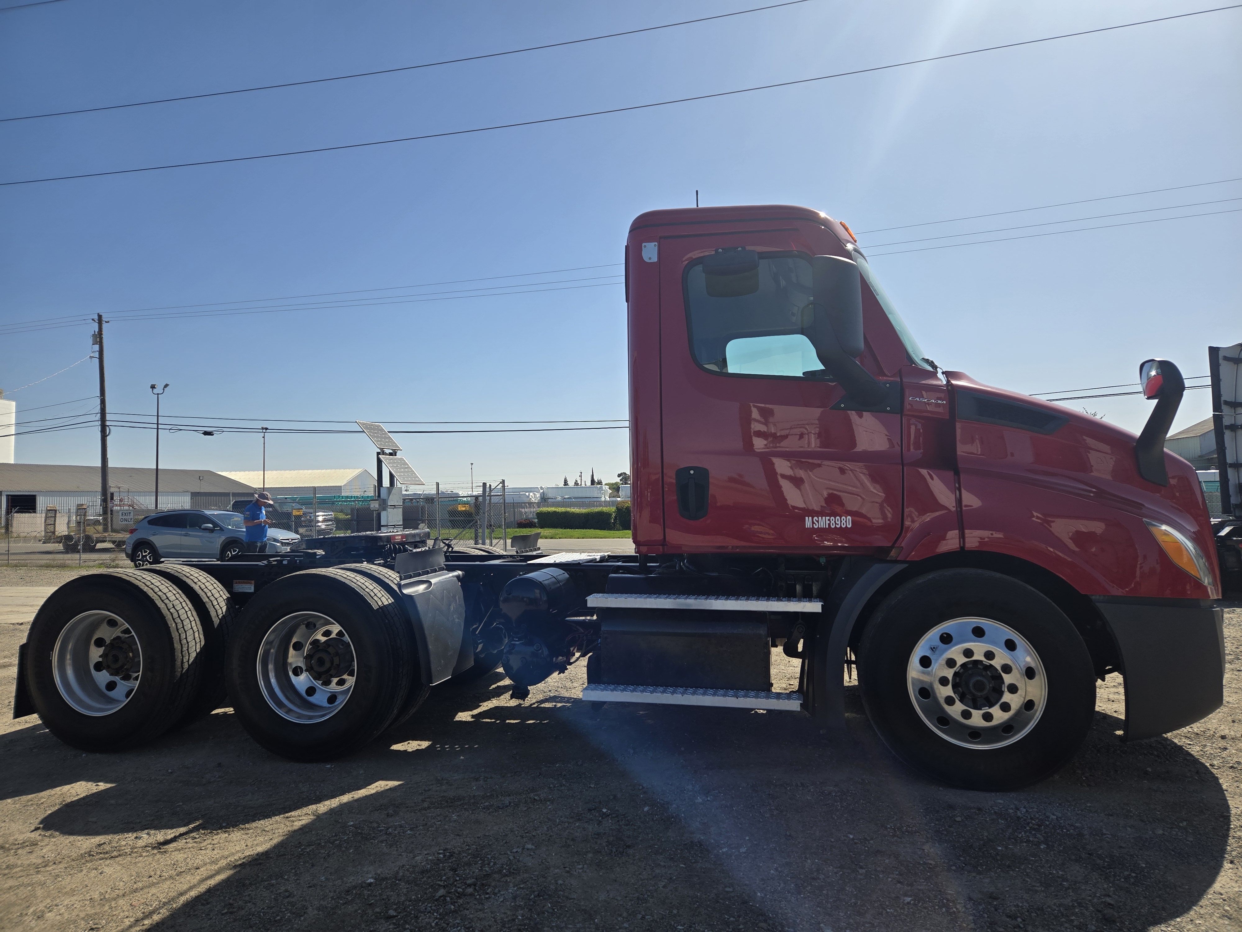 2021 FREIGHTLINER CASCADIA 116DC - image 7