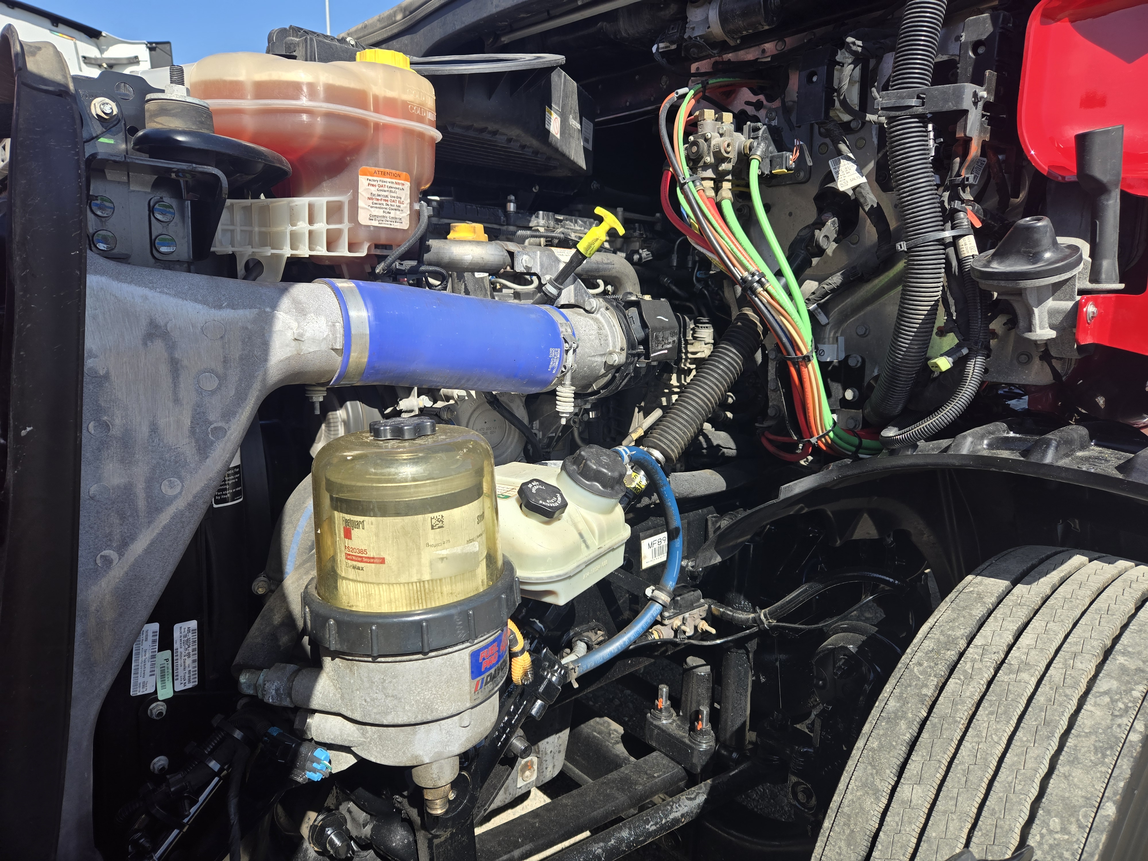 2021 FREIGHTLINER CASCADIA 116DC - image 10