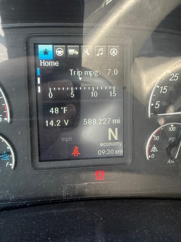 FREIGHTLINER CASCADIA 126SLP 2022