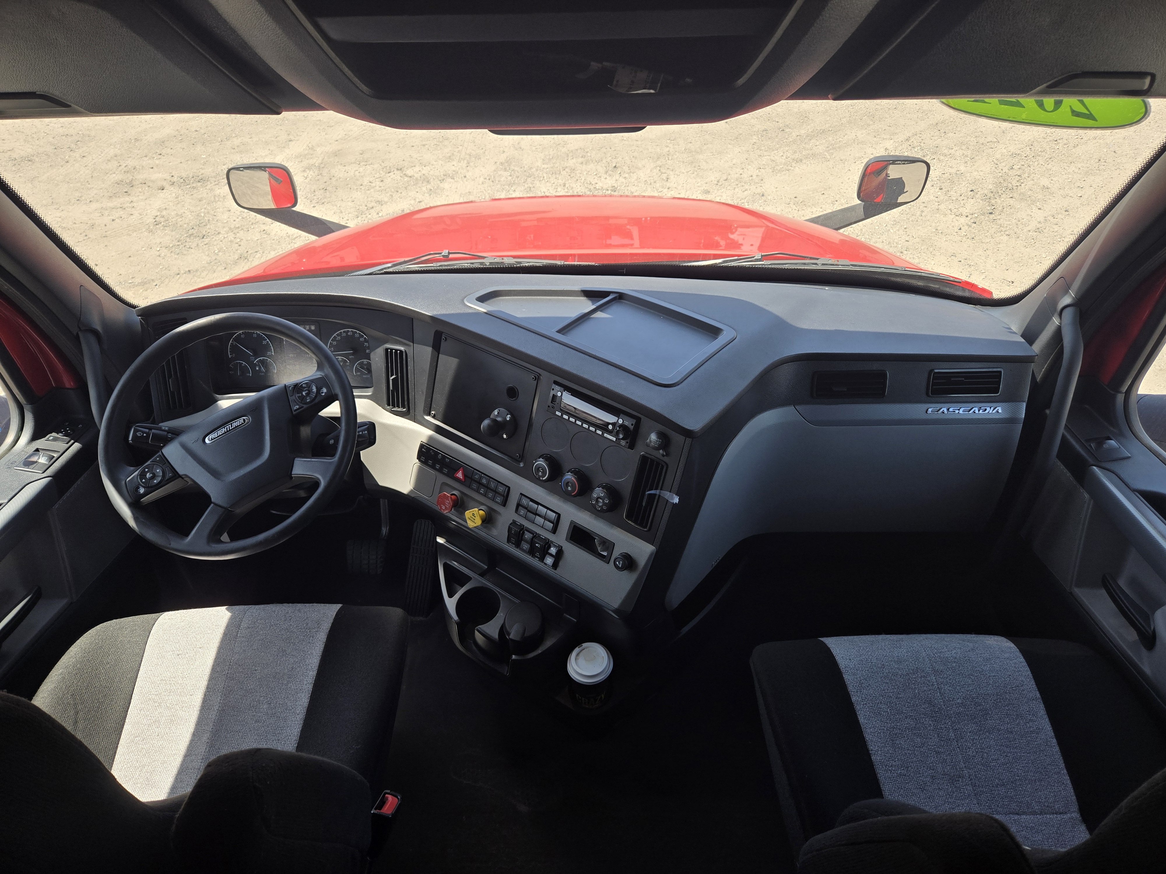 2021 FREIGHTLINER CASCADIA 126SLP - image 20