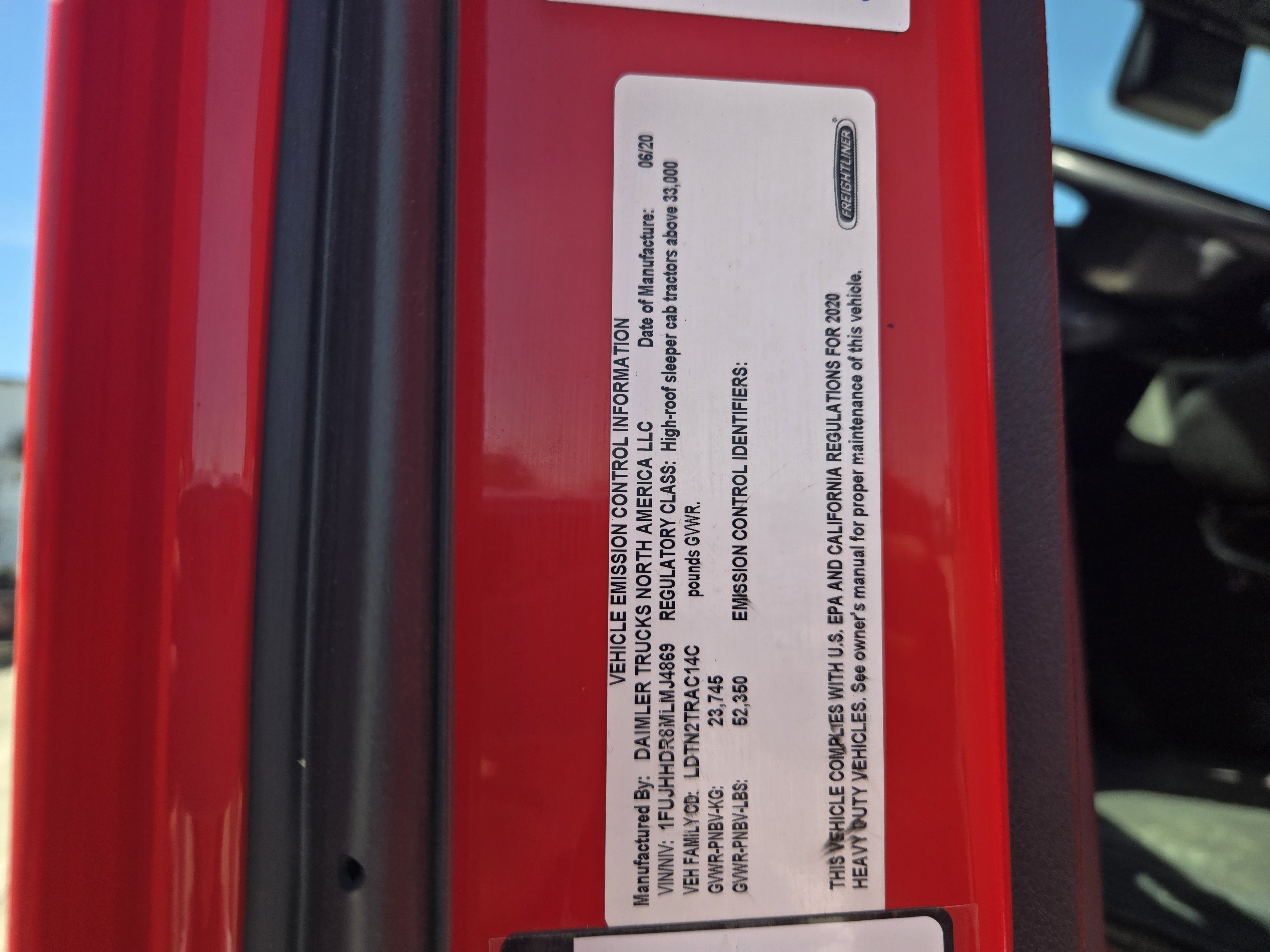 2021 FREIGHTLINER CASCADIA 126SLP - image 21