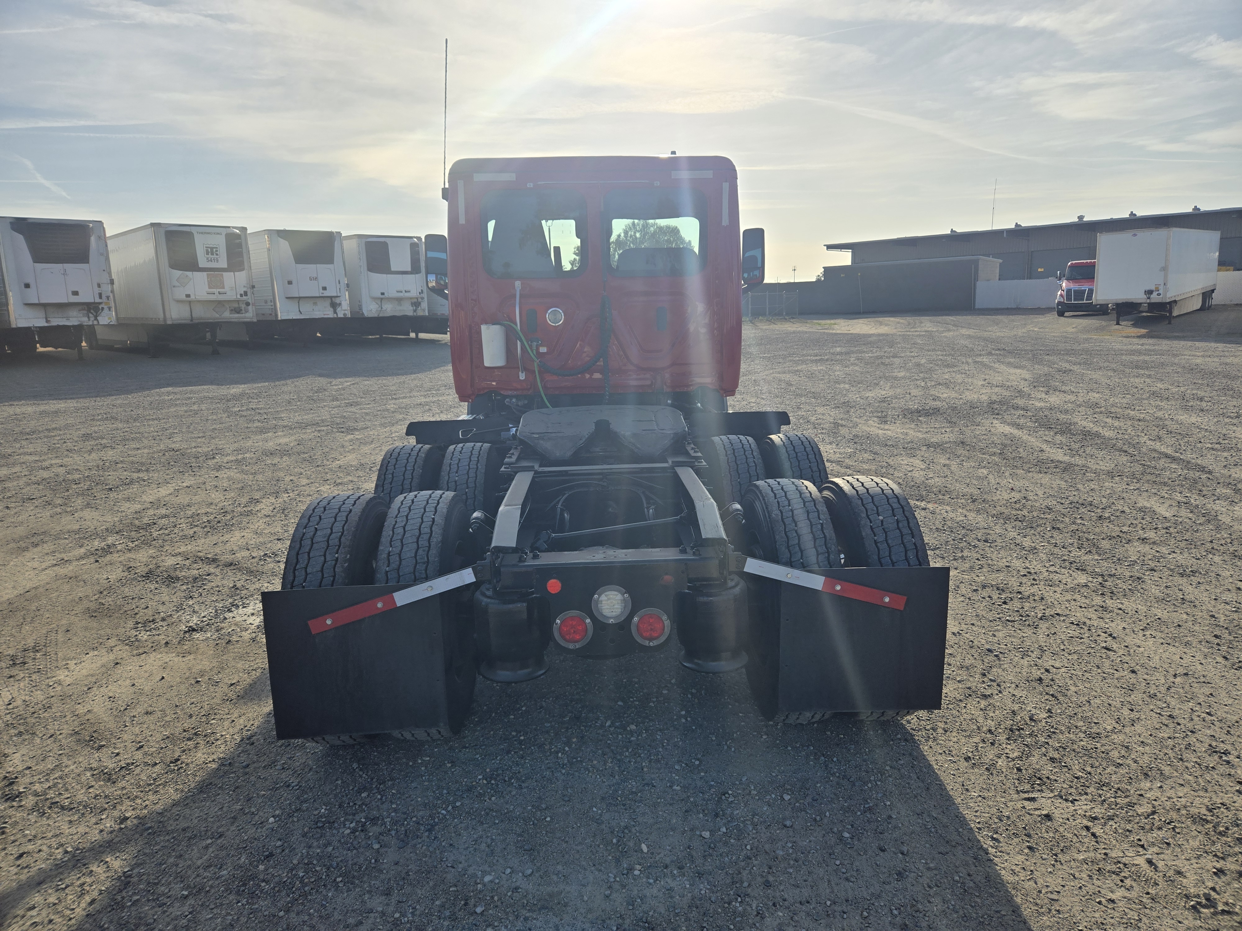 2021 FREIGHTLINER CASCADIA 116DC - image 5