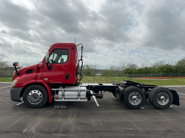 FREIGHTLINER CASCADIA 113DC 2019