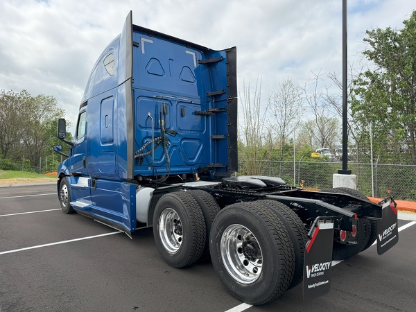 FREIGHTLINER CASCADIA 126SLP 2020