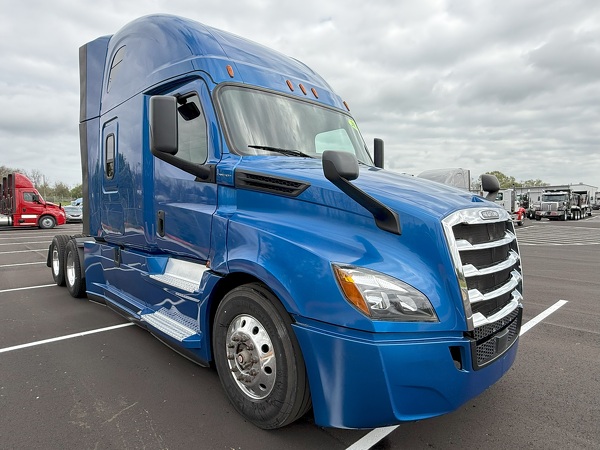 FREIGHTLINER CASCADIA 126SLP 2020