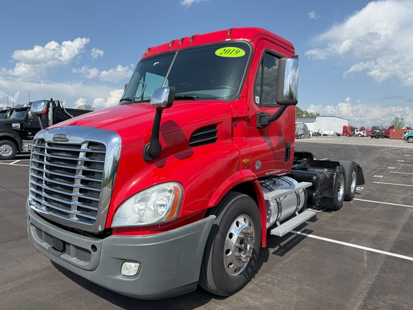 FREIGHTLINER CASCADIA 113DC 2019
