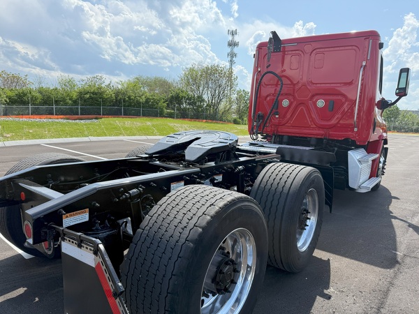FREIGHTLINER CASCADIA 113DC 2019