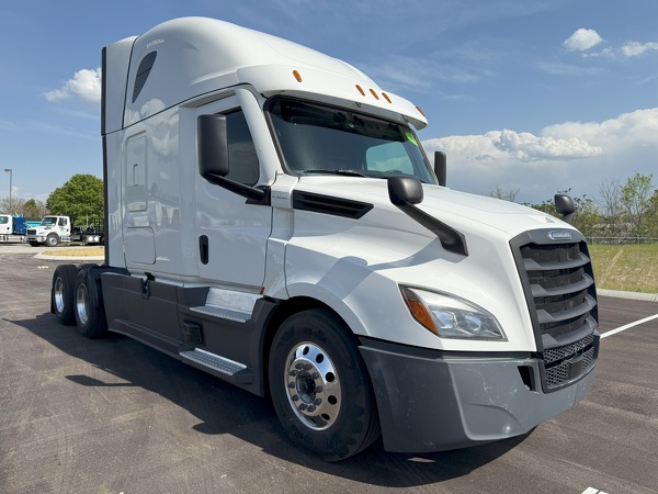 FREIGHTLINER CASCADIA 126SLP 2022