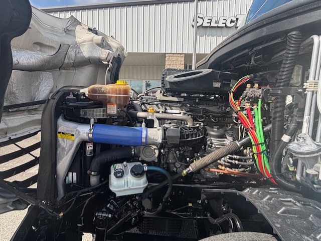 2021 FREIGHTLINER CASCADIA 126SLP - image 9